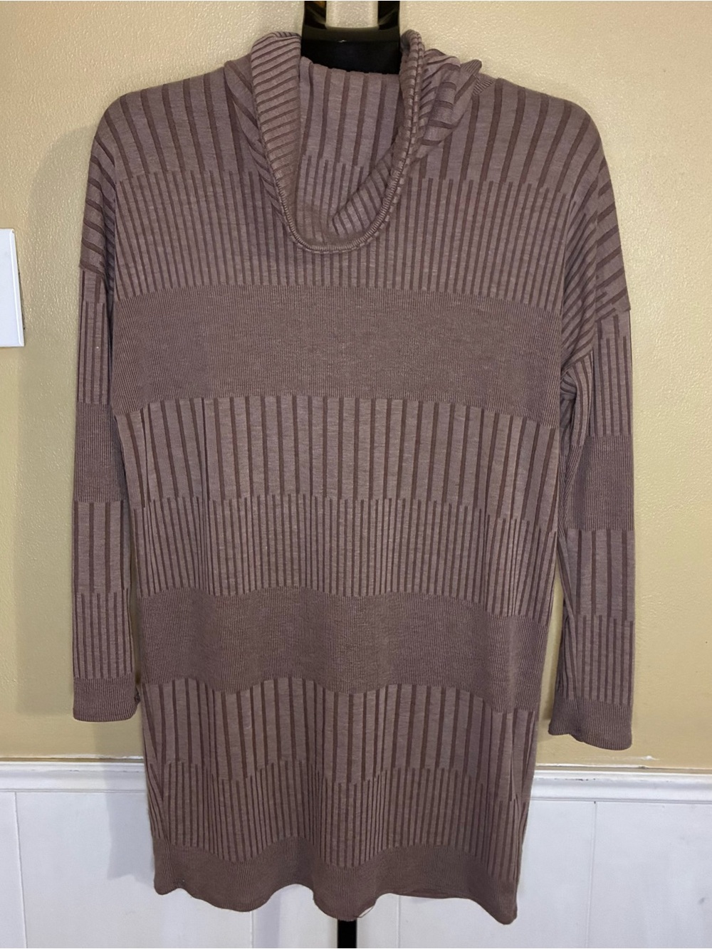 Lulu's Men's Taupe Ribbed Cowl Neck Sweater